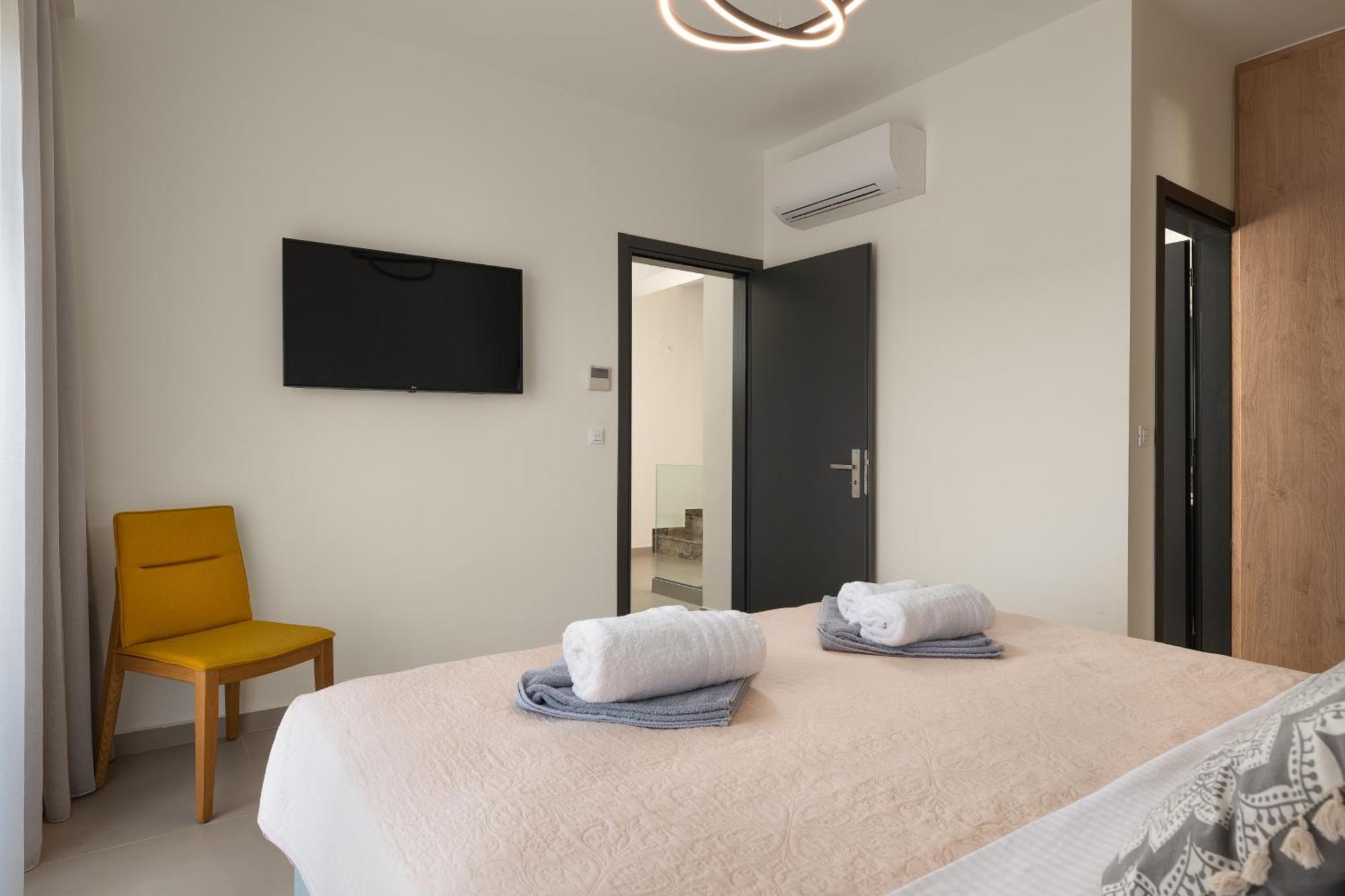 Pantheon Luxury Villas Rhodes Island อาฟานโท ภายนอก รูปภาพ