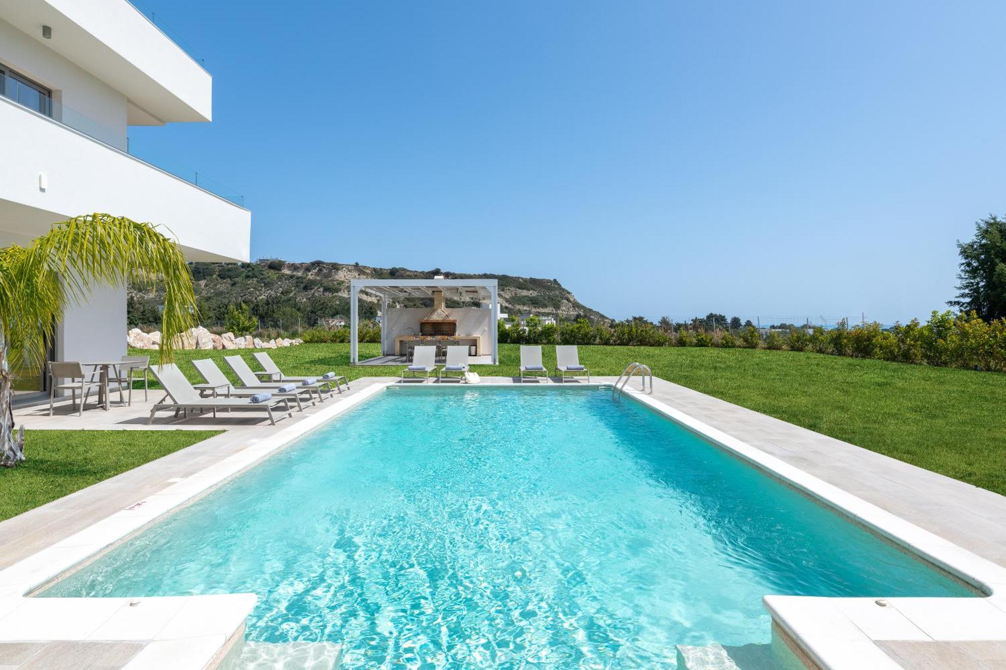 Pantheon Luxury Villas Rhodes Island อาฟานโท ภายนอก รูปภาพ
